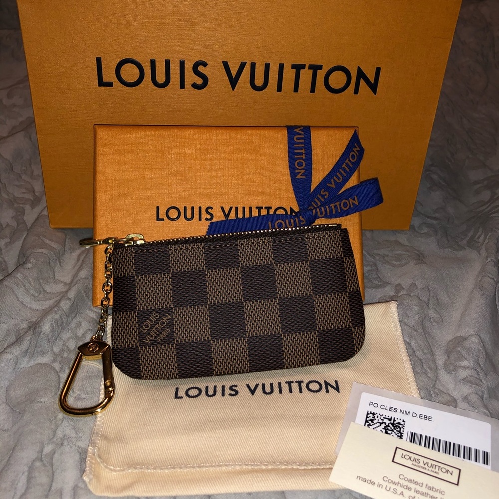 New Louis Vuitton Damier Ebene Key Pouch